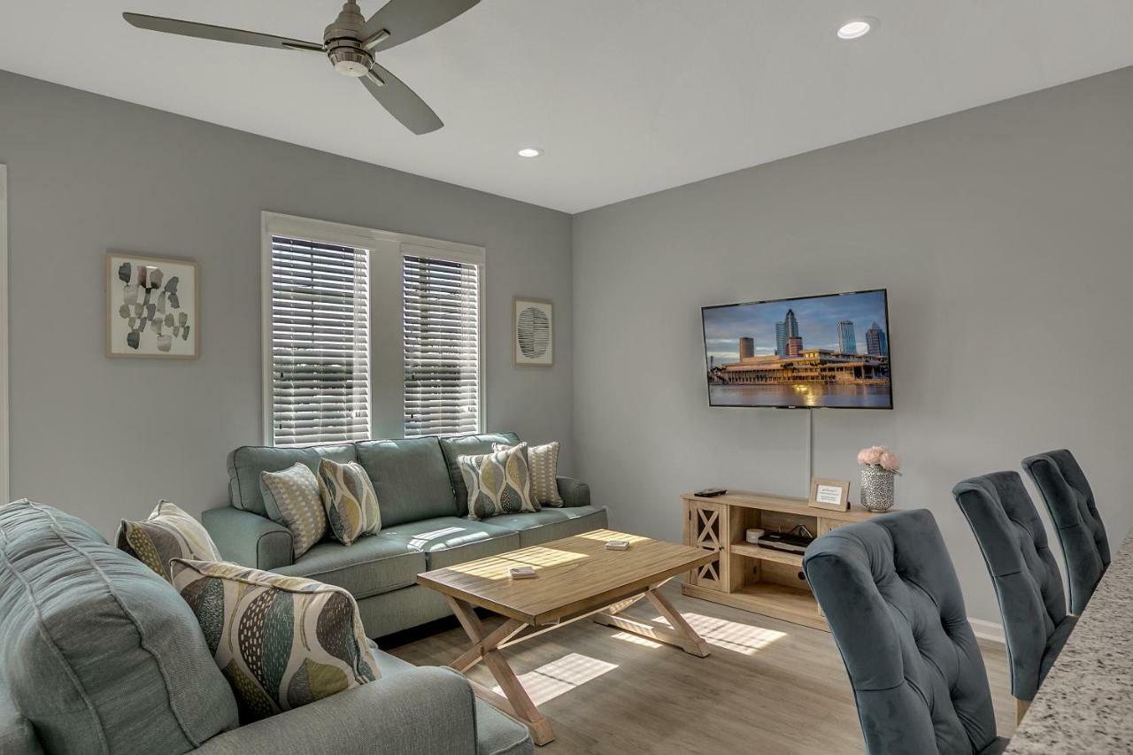 New 3/2 Duplex Minutes From Heart Of Tampa -Unit B Exterior foto