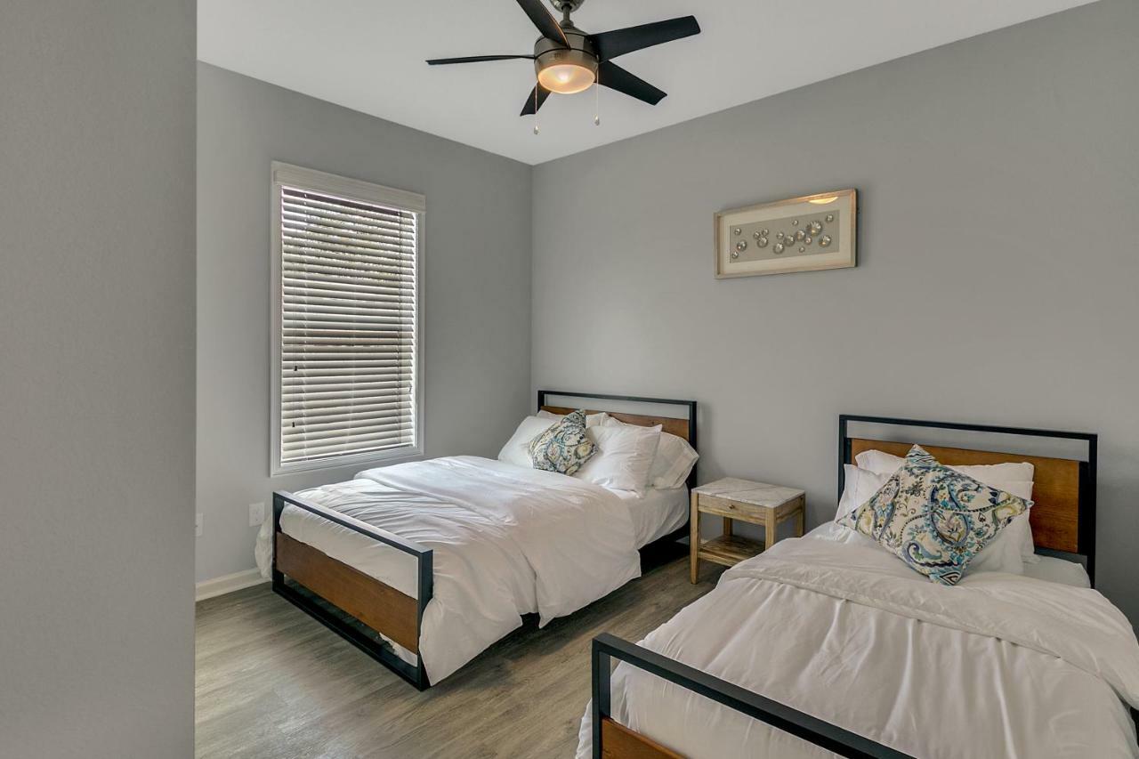 New 3/2 Duplex Minutes From Heart Of Tampa -Unit B Exterior foto