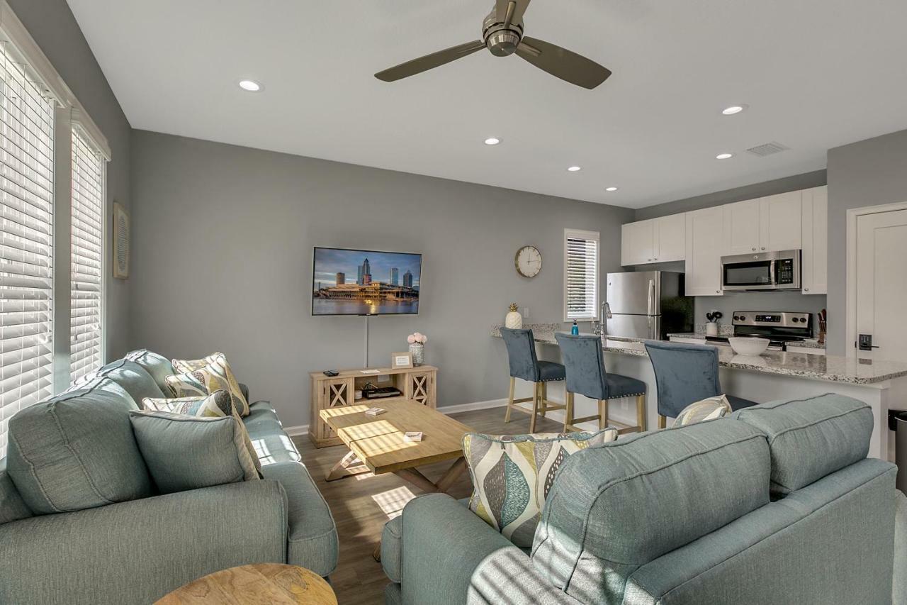 New 3/2 Duplex Minutes From Heart Of Tampa -Unit B Exterior foto