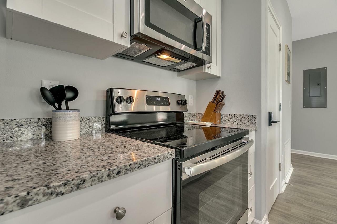 New 3/2 Duplex Minutes From Heart Of Tampa -Unit B Exterior foto