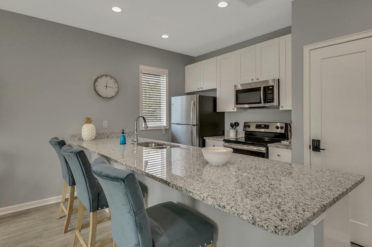 New 3/2 Duplex Minutes From Heart Of Tampa -Unit B Exterior foto