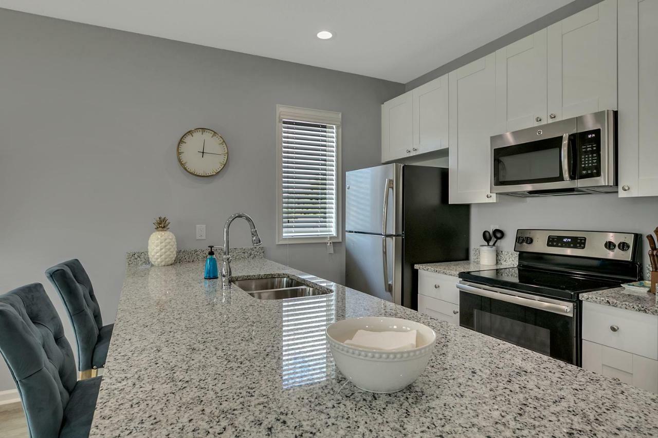 New 3/2 Duplex Minutes From Heart Of Tampa -Unit B Exterior foto
