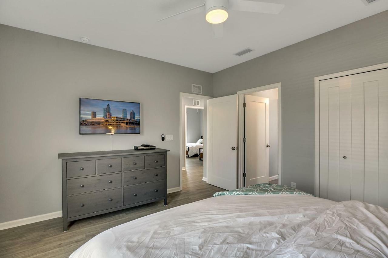 New 3/2 Duplex Minutes From Heart Of Tampa -Unit B Exterior foto